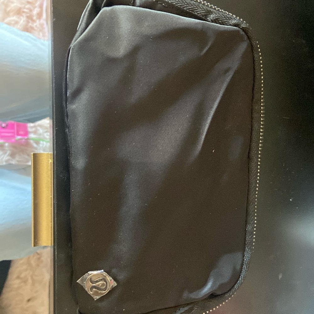 Brand new Lulu lemon belt bag